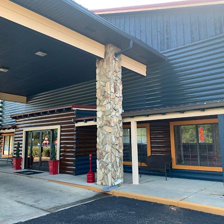 Log Cabin Inn Bay Minette Bagian luar foto