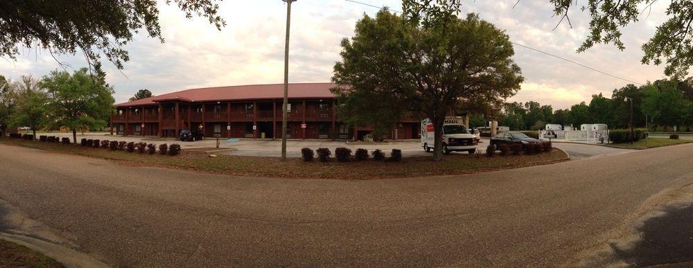 Log Cabin Inn Bay Minette Bagian luar foto