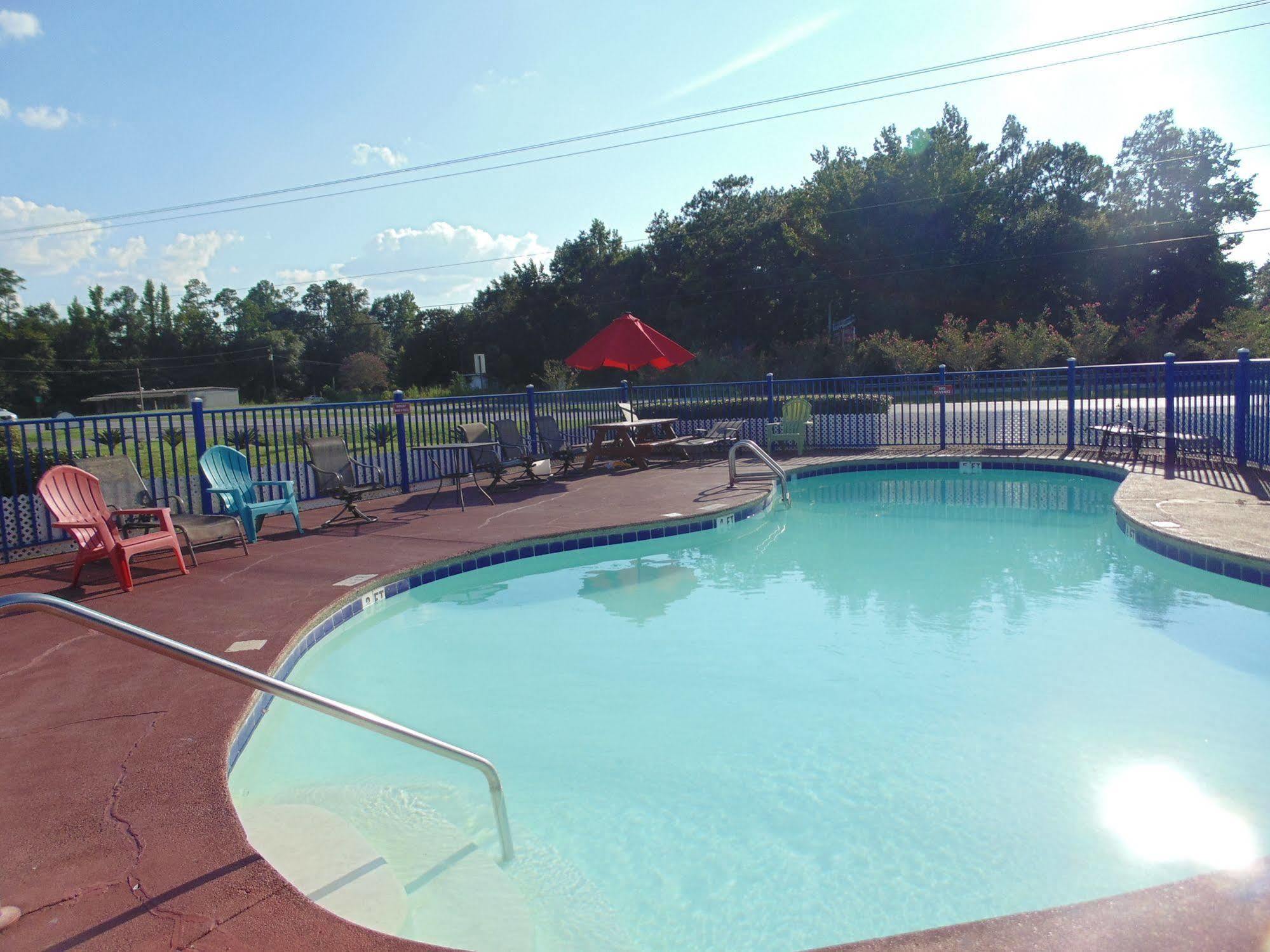 Log Cabin Inn Bay Minette Bagian luar foto