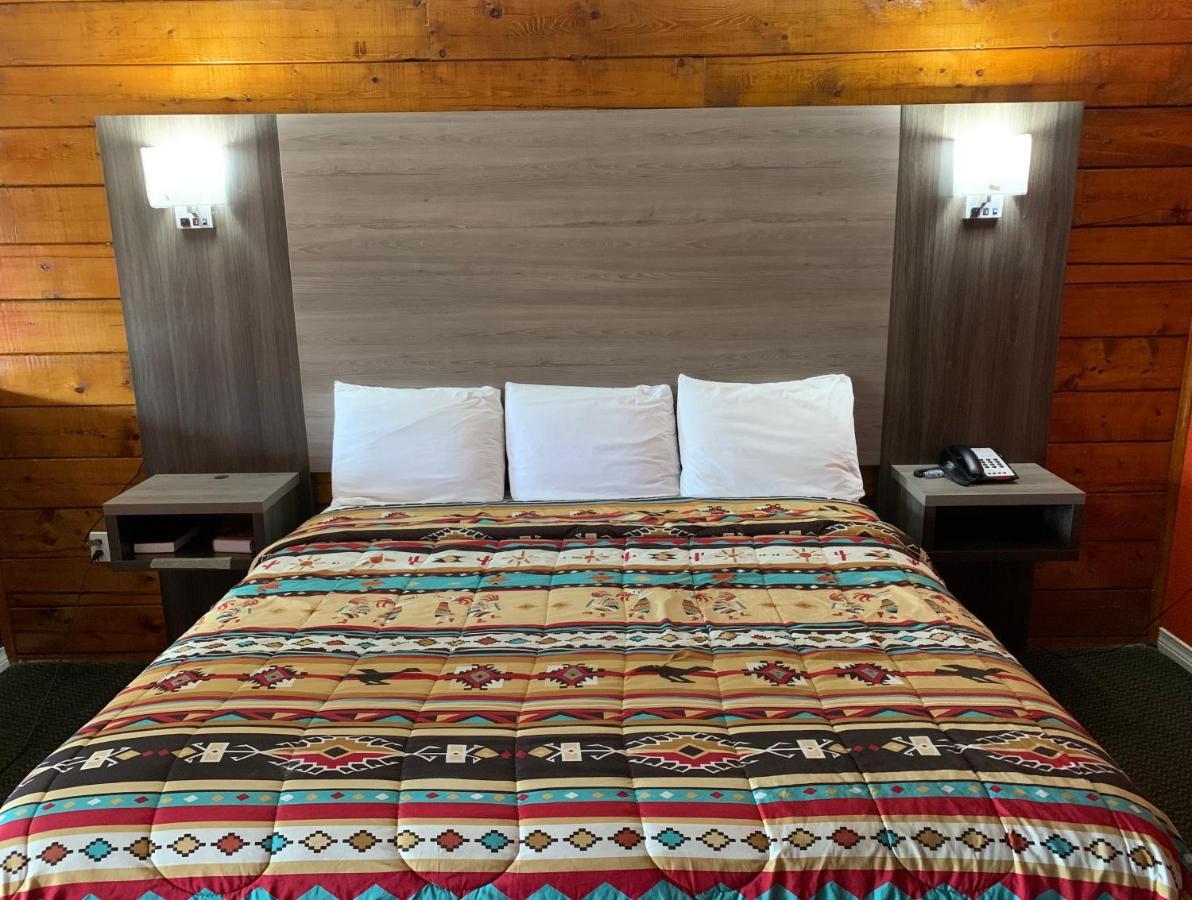 Log Cabin Inn Bay Minette Bagian luar foto